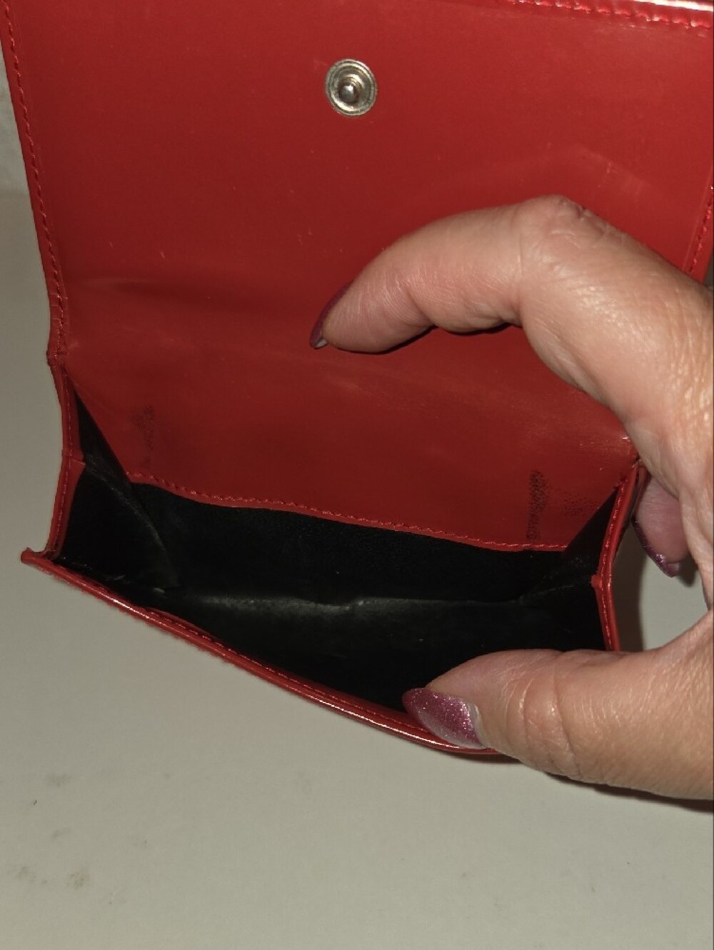 Gucci Red Patent Cardholder Wallet - Picture 7 of 12